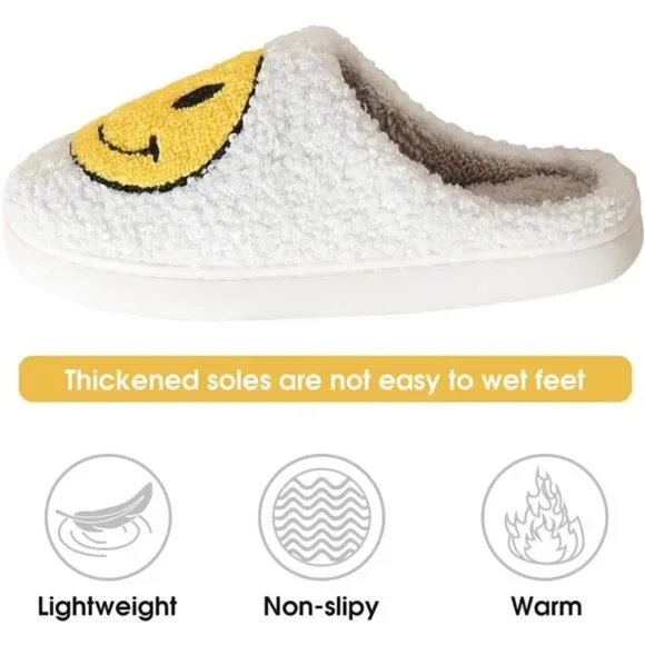 NEW Smile Face Slippers for Women – Retro Happy Face Plush Slippers, Soft & - Picture 4 of 7